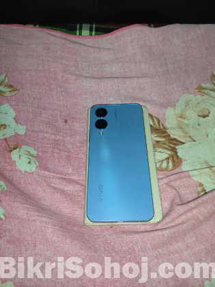 Vivo Y17s